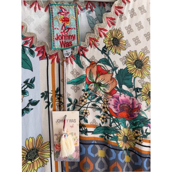 Johnny Was Shana Tunic Size Large NWT Floral Viscose Crepe Boho Blouse - Picture 4 of 9